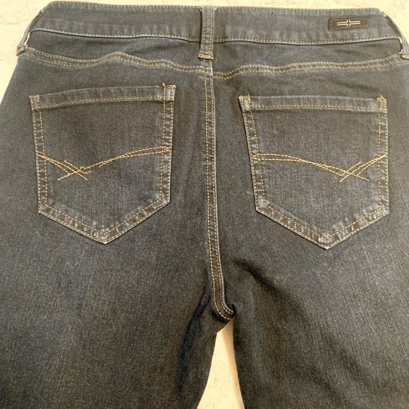 SOLD Jeans - Picture 2 of 3